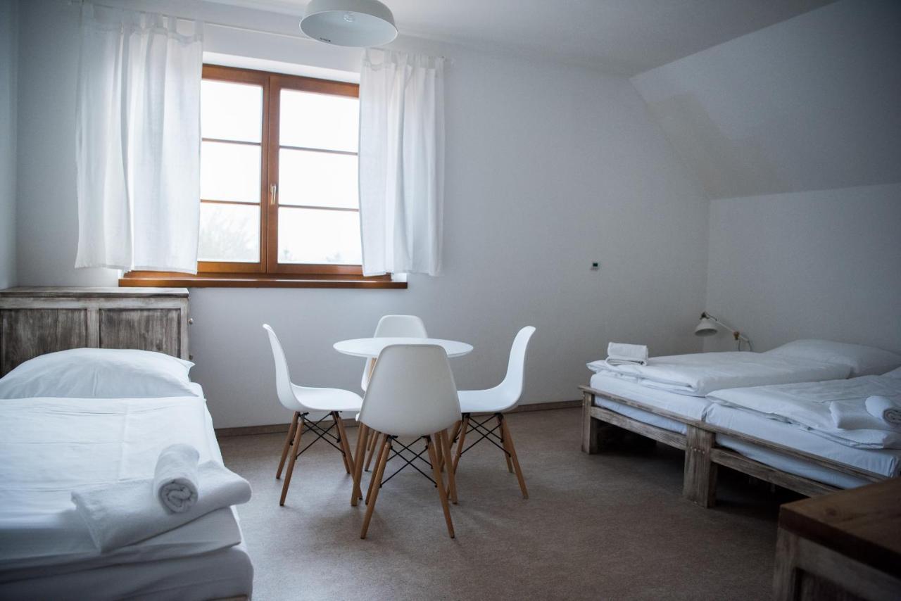 Dvur Perlova Voda Budyne nad Ohri Exteriör bild